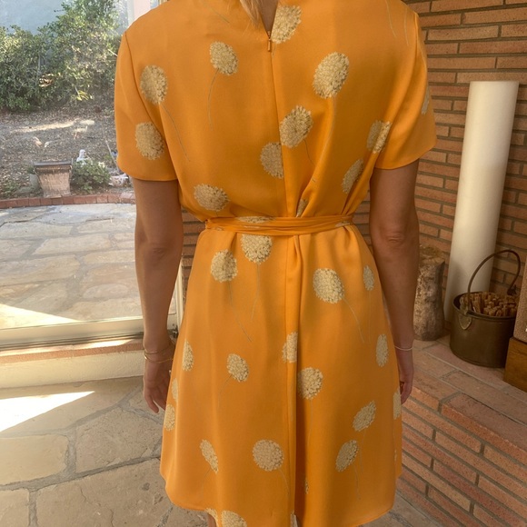 Orange silk floral shift dress, comes with neck or waist tie - never been worn - Picture 4 of 4
